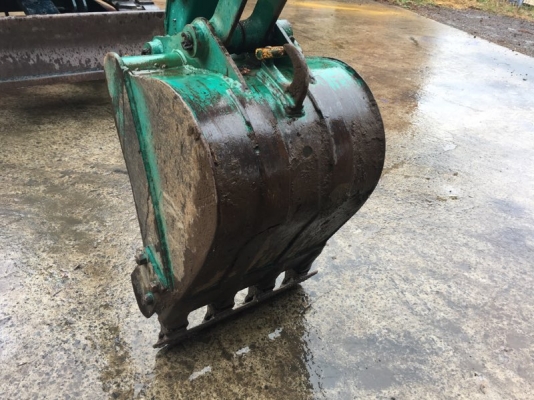 ขายรถขุดเล็ก PC25-7  สภาพสวยๆ ชั่วโมงน้อย รถเก่าญี่ปุ่น   เครื่องKomatsu ราคา 280,000