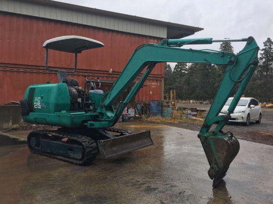 ขายรถขุดเล็ก PC25-7  สภาพสวยๆ ชั่วโมงน้อย รถเก่าญี่ปุ่น   เครื่องKomatsu ราคา 280,000