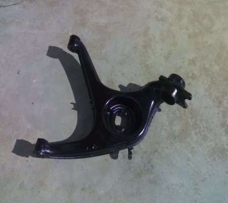 ต้องการขายปีกนกหลังด้านขวารถ BENZ W123 CE ต้องการขายปีกนกหลังด้านขวารถ BENZ W123 CE