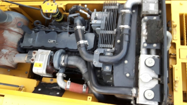 ขายดาวน์!! Komatsu PC200-8 ขายดาวน์!! Komatsu PC200-8