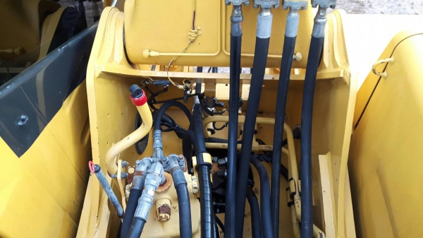 ขายดาวน์!! Komatsu PC200-8 ขายดาวน์!! Komatsu PC200-8