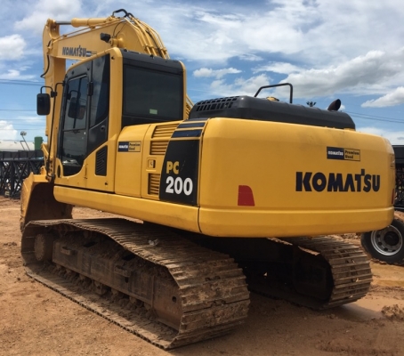 ขายดาวน์!! Komatsu  PC200-8
