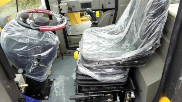 รถตักใหม่พร้อมใช้งาน T916