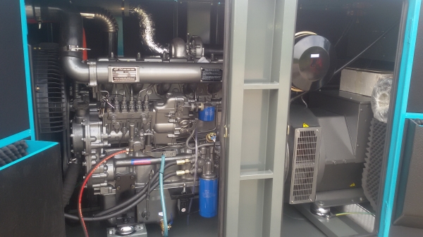 ขายเครื่องปั่นไฟใหม่นำเข้าขนาด200/250kva