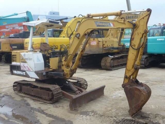 ขายแม็คโคร YANMAR YB351-2 FROM JAPAN แทร็คเหล็ก พร้อมใช้งาน นำเข้าจากต่างประเทศ ติดต่อ 063-9316985 I