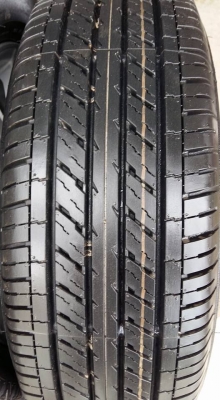 ขายล้อแม็ก revo 16" พร้อมยางปี16  สนใจติดต่อ ตาเล็ก ล้อและยางครับ 081-3747940