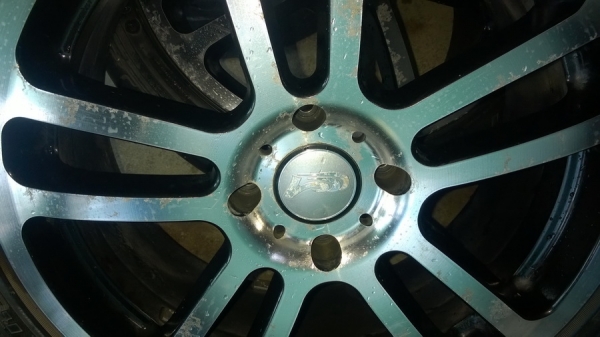 ขายแม็ก ESTA Japan แท้ ขอบ 18 นิ้ว 4 รู 114 พร้อมยาง ขายแม็ก ESTA Japan แท้ ขอบ 18 นิ้ว 4 รู 114 พร้อมยาง