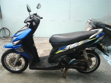 ขายมอไซค์ ปี51 ฮอนด้า คลิ๊ก รุ่นTune Up เครื่อง110cc. เครื่องดีแน่นๆ คาบิวเดิม รถสภาพเดิมๆ พร้อมใช้งาน ภาษีขาด1ปี เล่มทะเบียนครบ ขายถูกๆครับ