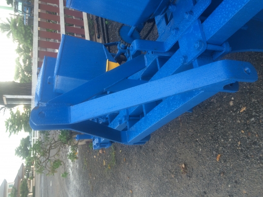 ขายเครื่องหยอดข้าวโพดรถไถใหญ่ของพยับการช่างสภาพพร้อมใช้งาน