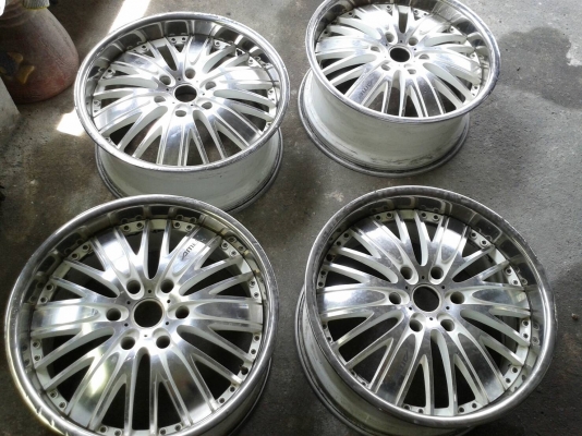 ขอบ20นิ้ว6รู สวยๆ ชุดนี้ ราคา 9900 บาท