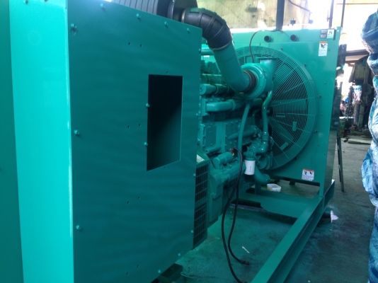 เครื่องกำเนิดไฟฟ้า CUMMINS K-19 / 625KVA เครื่องกำเนิดไฟฟ้า CUMMINS K-19 / 625KVA