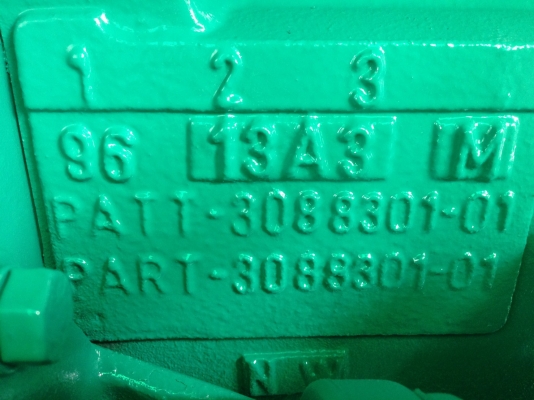 เครื่องกำเนิดไฟฟ้า CUMMINS K-19 / 625KVA เครื่องกำเนิดไฟฟ้า CUMMINS K-19 / 625KVA