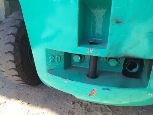 รถโฟล์คลิฟท์ mitsubishi รุ่นFD20-18 ดีเซล 2ตัน เสาสูง 3 เมตร ยางตัน สภาพสวยพร้อมใช้งาน(เก่านอก)