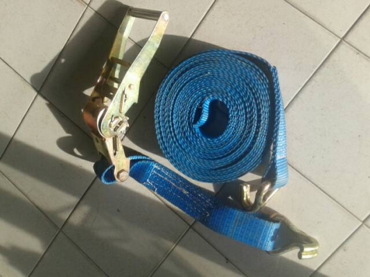 เชือกลากจูง