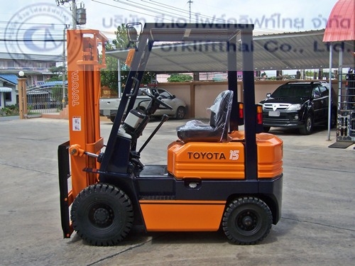 ขาย รถโฟล์คลิฟท์ TOYOTA รุ่น 5-FD15