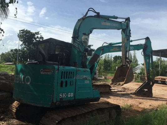 ขาย 355,000 SUMITOMO S160(เท่ากับ SK60) (มีไลน์หัวเจาะ) เครื่อง 4D34 Turbo ปั้มเดิม แอร์เย็น รถสวยพร้อมใช้  รถอยู่ จ.สุรินทร์  090-772-3710 090-772-3708