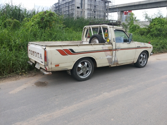 ขาย TOYOTA Rn 20 (สีขาว) เกียร์คอครับ ขาย TOYOTA Rn 20 (สีขาว) เกียร์คอครับ