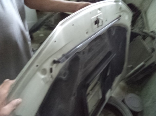 ฝากระโปรงหน้าวีโก้แชมป์ เดิมๆ