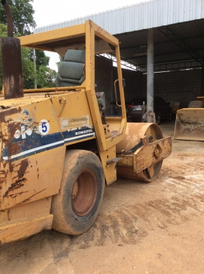 ขายรถบ7ตัน เล่มทะเบียน สภาพพร้อมใช้ ติดคุณอ๊อฟพิจิตร086-737-9991 ขายรถบ7ตัน เล่มทะเบียน สภาพพร้อมใช้ ติดคุณอ๊อฟพิจิตร086-737-9991