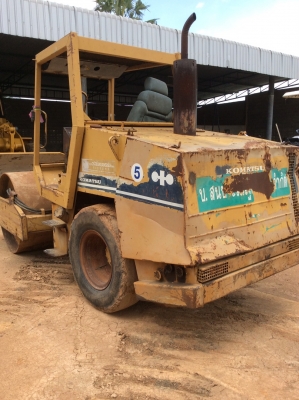 ขายรถบ7ตัน เล่มทะเบียน สภาพพร้อมใช้ ติดคุณอ๊อฟพิจิตร086-737-9991 ขายรถบ7ตัน เล่มทะเบียน สภาพพร้อมใช้ ติดคุณอ๊อฟพิจิตร086-737-9991