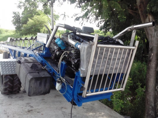 ท่อสูบน้ำหลายขนาดสั่งได้มีไฮโดรลิกยกปลายท่อ