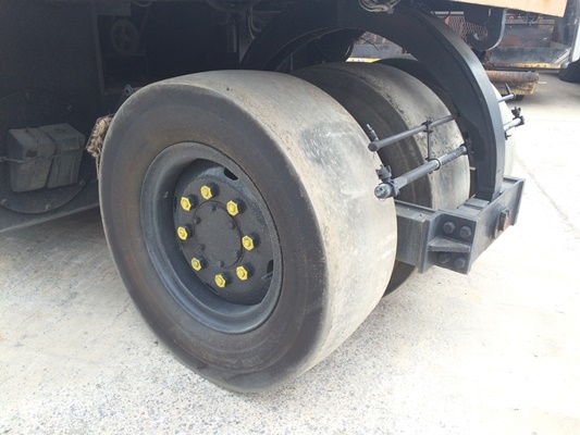 7ล้อยาง DYNAPAC CP201W นำเข้าจากญี่ปุ่นไม่เคยใช้งานในไทยครับ 7ล้อยาง DYNAPAC CP201W นำเข้าจากญี่ปุ่นไม่เคยใช้งานในไทยครับ