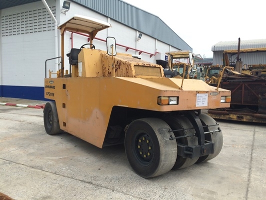 7ล้อยาง DYNAPAC CP201W นำเข้าจากญี่ปุ่นไม่เคยใช้งานในไทยครับ