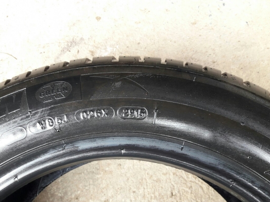 ยางMICHELIN รุ่น ENERGY xm2  185 60R15 สัปดาห์ที่29 ปี2015 ลงพื้นปลายปี2015ภาพสวยมากๆ ดอกเต็มๆ90\%คุ้มช้นาน