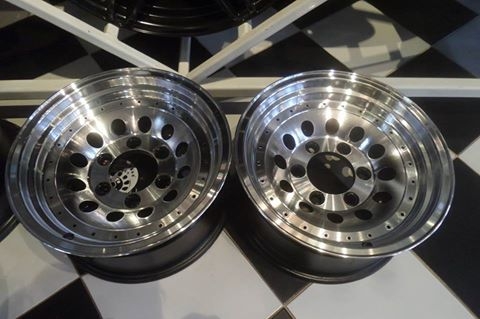 หยดน้ำ 15x7 ET 0 ไร้ซ่อม ขอบหนา มี2วง ขาย 4500บาท 0817570077