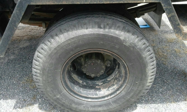รถอีซุซุ 6 ล้อดั้ม NKR 130 แรงม้า ปี 49 สนใจติดต่อ 081 - 6079515 รถอีซุซุ 6 ล้อดั้ม NKR 130 แรงม้า ปี 49 สนใจติดต่อ 081 - 6079515
