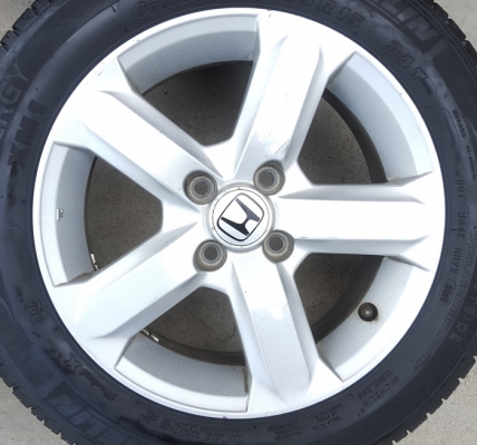 ขายล้อHonda City 15 ยางปี13 4 ล้อ