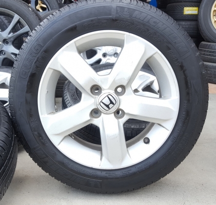 ขายล้อHonda City 15 ยางปี13 4 ล้อ