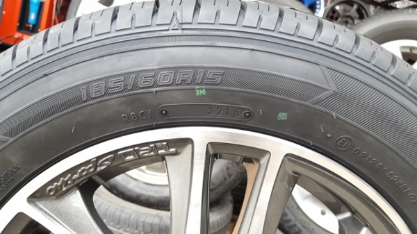 ขายล้อTOYOTA VIOS TRD ยางปี 3216  4 ล้อ