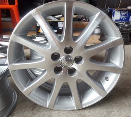 ขายล้อTOYOTA WISH 11 ก้าน ขอบ17 4 ล้อ ขายล้อTOYOTA WISH 11 ก้าน ขอบ17 4 ล้อ