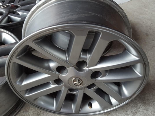 ขายล้อ TOYOTA Fortuner 17 สีกัล 4 ล้อ