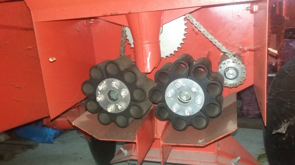 เครื่องปลูกมัน ตราช้าง CP100 เครื่องปลูกมัน ตราช้าง CP100