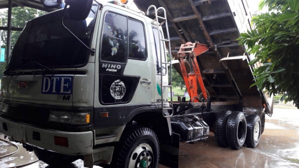 ขายรถบรรทุก HINO 3M เครื่องเดิม 240 แรง ปี 40 กระบะดัมพ์สามมิตร พร้อมใช้งาน ทะเบียนพร้อม ขายรถบรรทุก HINO 3M เครื่องเดิม 240 แรง ปี 40 กระบะดัมพ์สามมิตร พร้อมใช้งาน ทะเบียนพร้อม