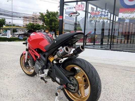 ขายDucati monster795 bookservice กุญแจ2ดอก card ครบ เเต่งนิดหน่อยเล่มพร้อมโอน