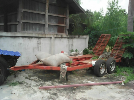 ขายรถเกี่ยวข้าว DC 60 รถปี 54 1600 ชม พร้อมสาลี้ลากรถเกี่ยวข้าว