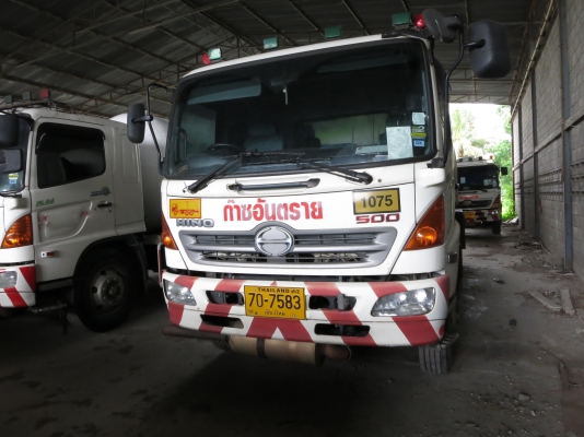 รถเบาท์ บรรทุกก๊าซ LPG 8ตัน เพลาเดียว มี 5 คัน