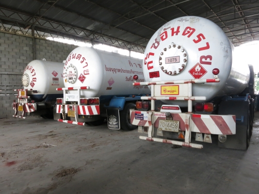 รถเบาท์ บรรทุกก๊าซ LPG 8ตัน เพลาเดียว มี 5 คัน