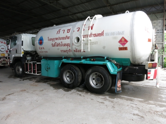 รถเบาท์ บรรทุกก๊าซ LPG 8ตัน เพลาเดียว มี 5 คัน