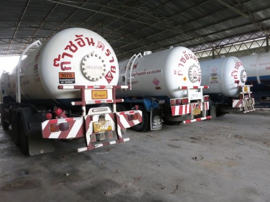 รถเบาท์ บรรทุกก๊าซ LPG 8ตัน เพลาเดียว มี 5 คัน