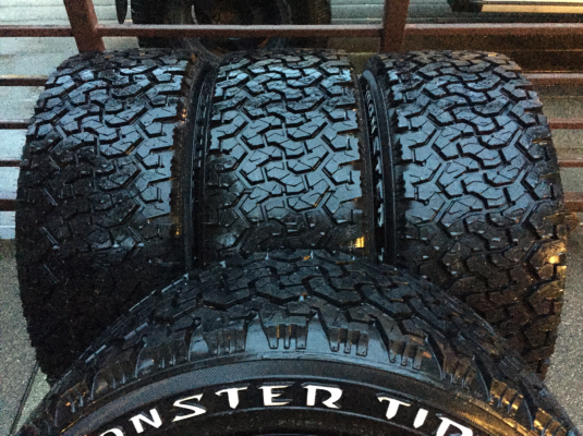 ล้อ Lenso รุ่นใหม่ล่าสุด ขอบ20 พร้อมยาง Monster 265 50 20 ปลายปี16 ใช้มาแค่ 1อาทิตย์ ราคาไม่แพง ล้อ Lenso รุ่นใหม่ล่าสุด ขอบ20 พร้อมยาง Monster 265 50 20 ปลายปี16 ใช้มาแค่ 1อาทิตย์ ราคาไม่แพง