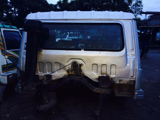 ขายหัวรถนิสสัน CW430