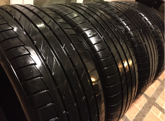 ยาง Dunlop 215 45 18 ปี15 ดอกเต็ม ใช้งานน้อย ราคาไม่แพง ยาง Dunlop 215 45 18 ปี15 ดอกเต็ม ใช้งานน้อย ราคาไม่แพง