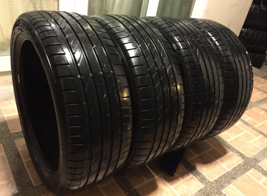 ยาง Dunlop 215 45 18 ปี15 ดอกเต็ม ใช้งานน้อย ราคาไม่แพง