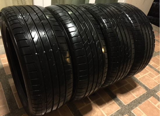 ยาง Dunlop 215 45 18 ปี15 ดอกเต็ม ใช้งานน้อย ราคาไม่แพง ยาง Dunlop 215 45 18 ปี15 ดอกเต็ม ใช้งานน้อย ราคาไม่แพง