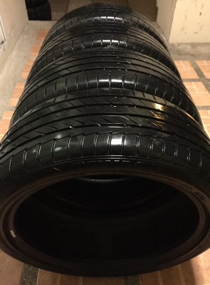 ยาง Dunlop 215 45 18 ปี15 ดอกเต็ม ใช้งานน้อย ราคาไม่แพง ยาง Dunlop 215 45 18 ปี15 ดอกเต็ม ใช้งานน้อย ราคาไม่แพง