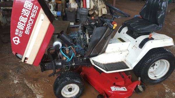 ขาย รถตัดหญ้า Baroness 17.5 แรงม้า